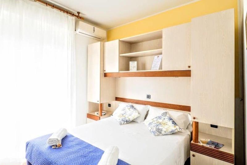 Pensione Imperia Lignano Sabbiadoro Esterno foto