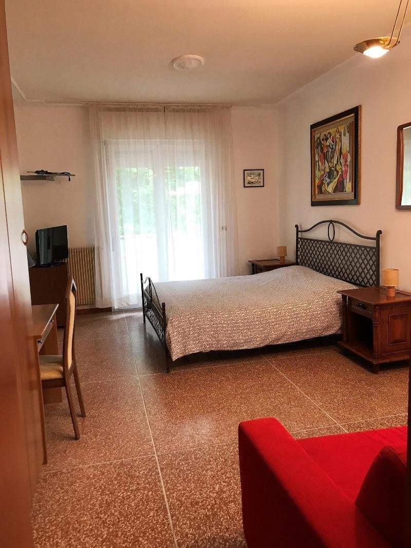Pensione Imperia Lignano Sabbiadoro Esterno foto