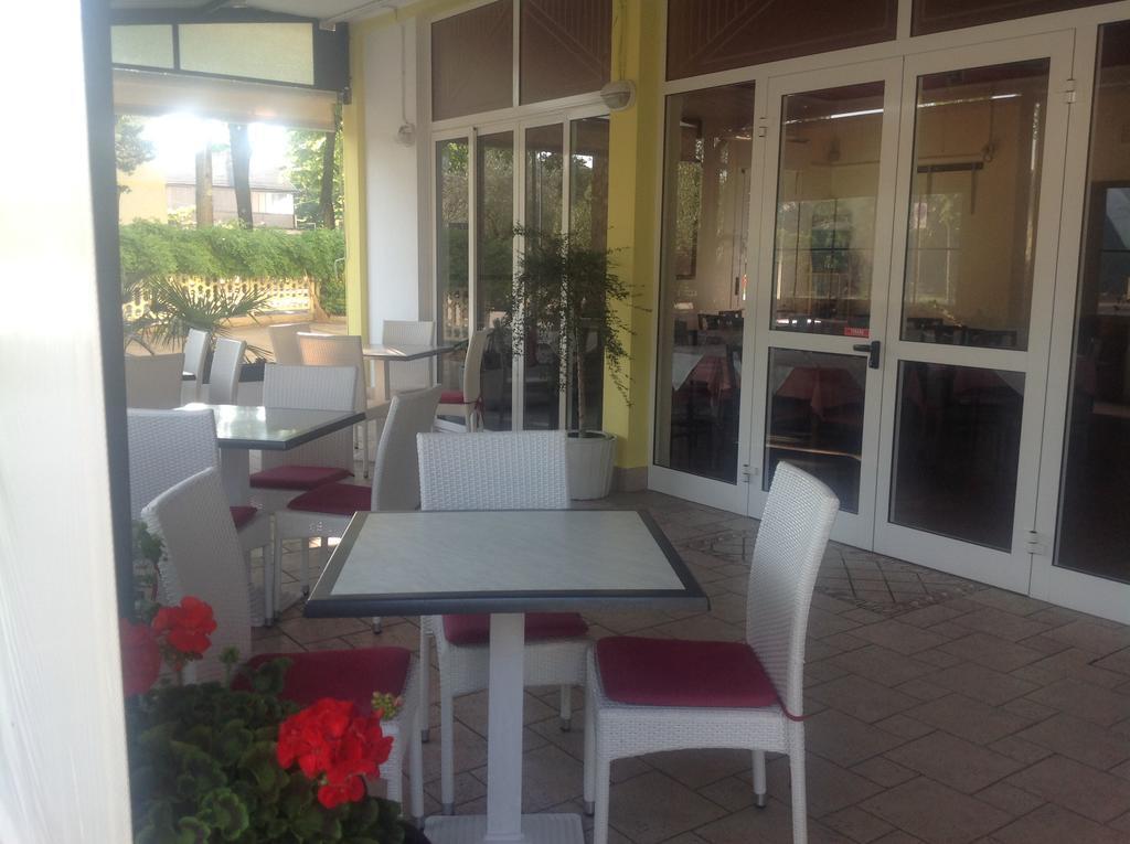 Pensione Imperia Lignano Sabbiadoro Esterno foto
