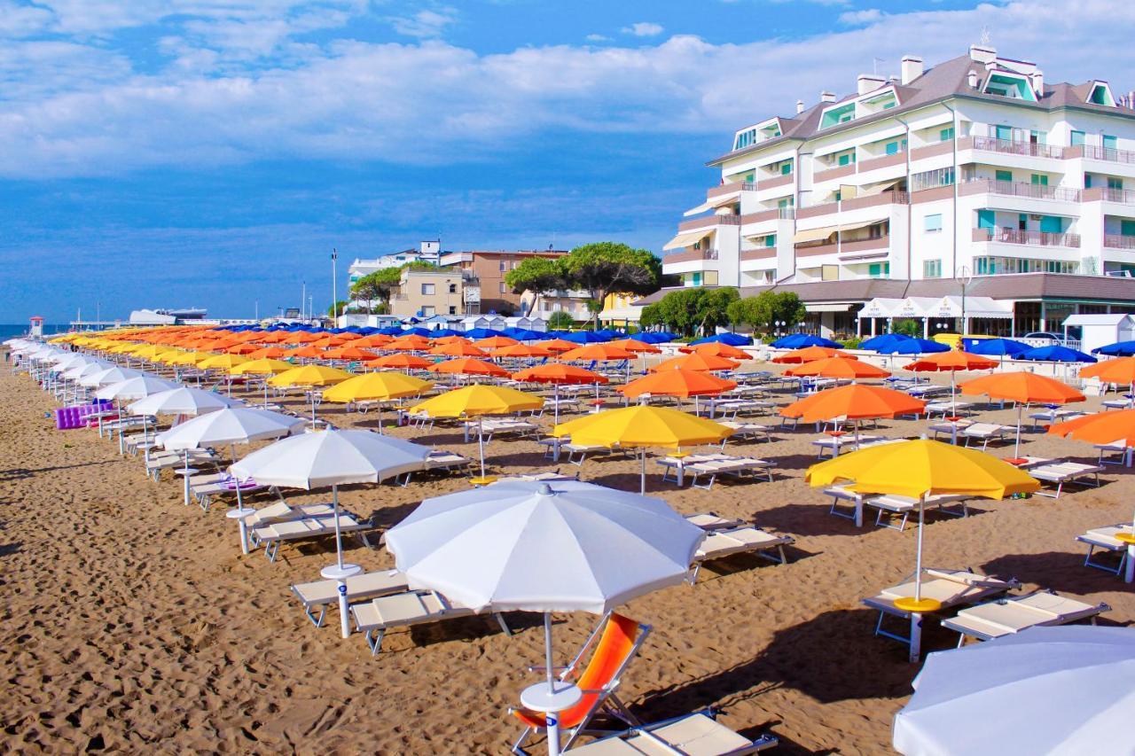 Pensione Imperia Lignano Sabbiadoro Esterno foto